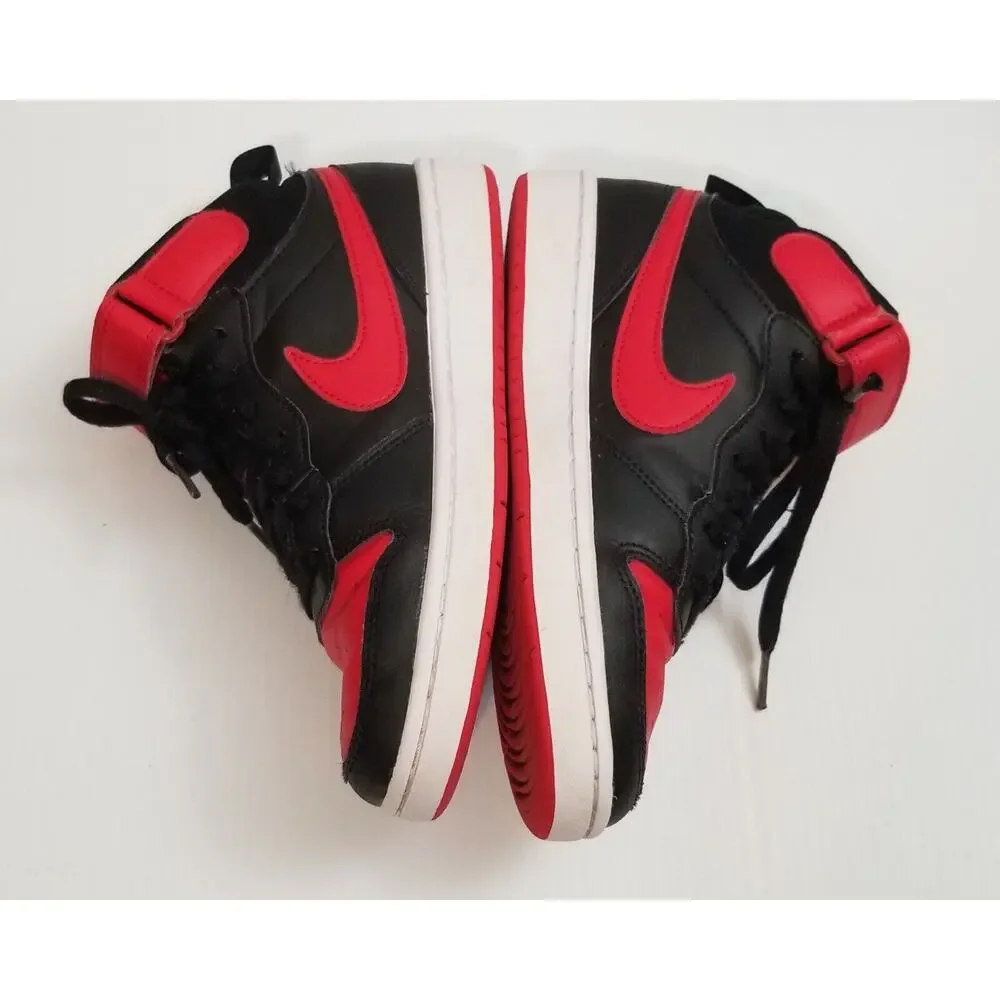Nike boys court
